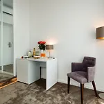 招待所 Dream Luxury 4*