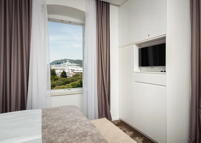 Dream Luxury 4* Split