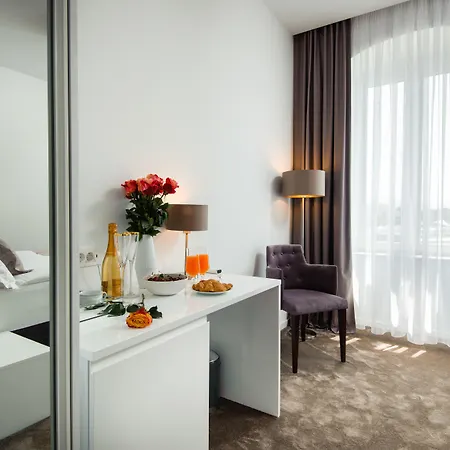 Dream Luxury Pensionat 4*
