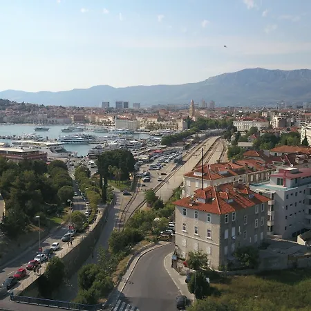 Dream Luxury Pensión 4*